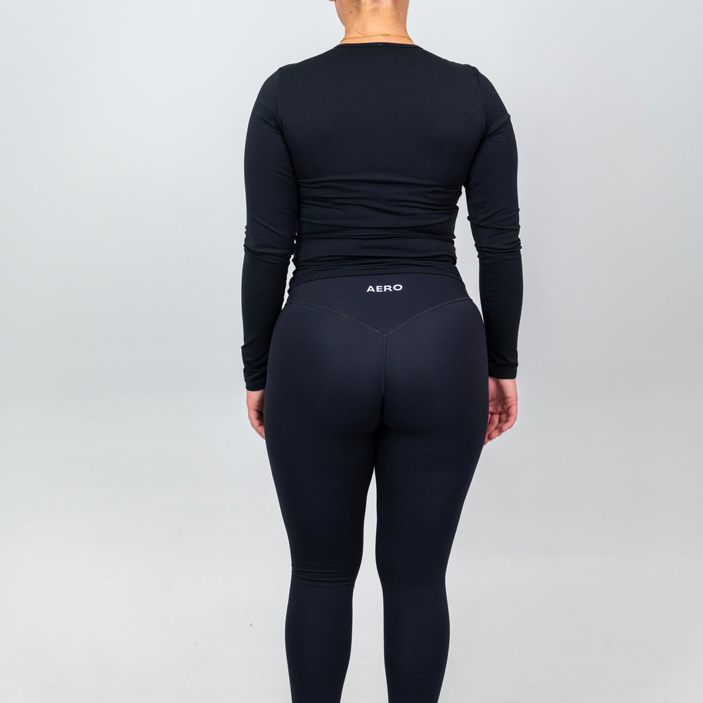 
                      
                        Onyx Seamless Long-Sleeve
                      
                    