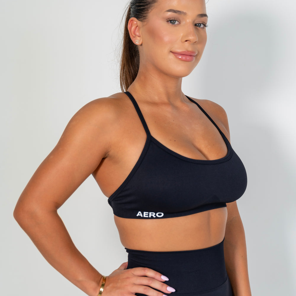 
                      
                        Onyx Contour Crop
                      
                    