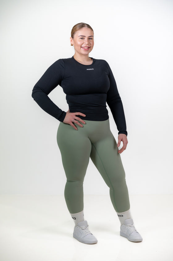 Onyx Seamless Long-Sleeve