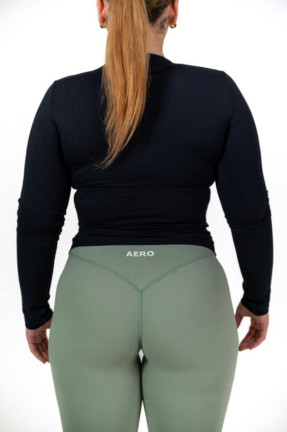 Onyx Seamless Long-Sleeve